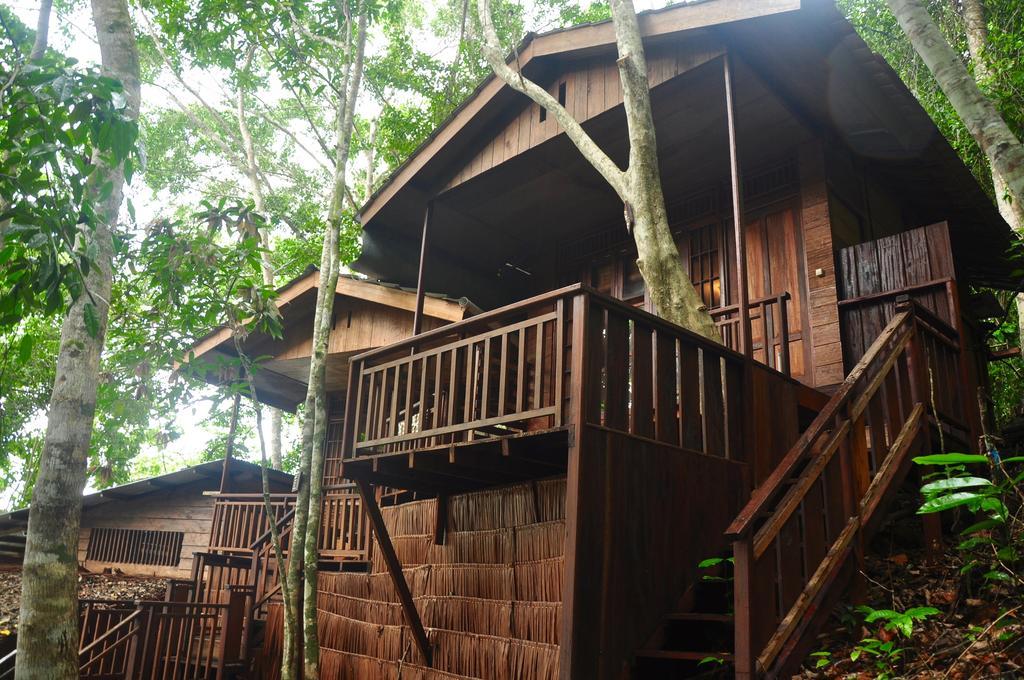 Raja Ampat Dive Resort Tapokreng Exterior foto