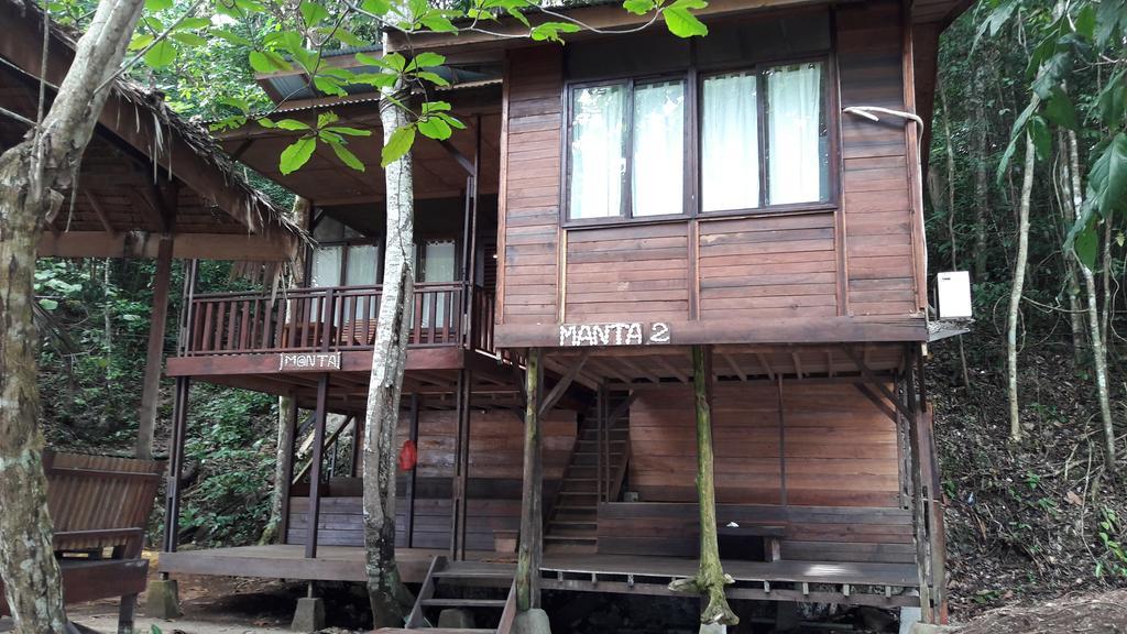 Raja Ampat Dive Resort Tapokreng Exterior foto